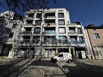 Tристaйно апартамент. в центъра на София.